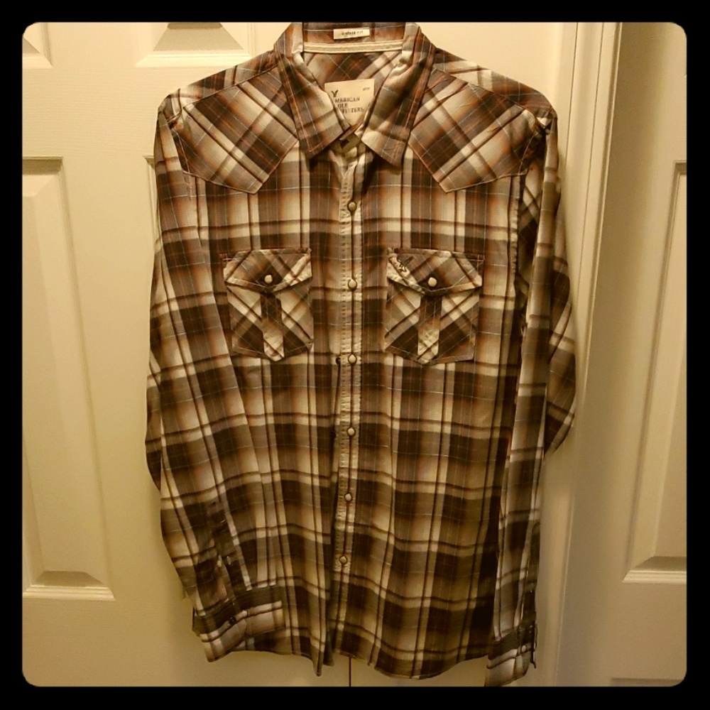 American Eagle plaid button down